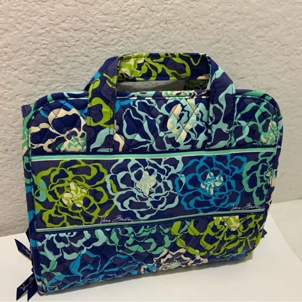 Vera Bradley Travel Toiletries Kit Organizer Blue Floral Roll-Up GUC